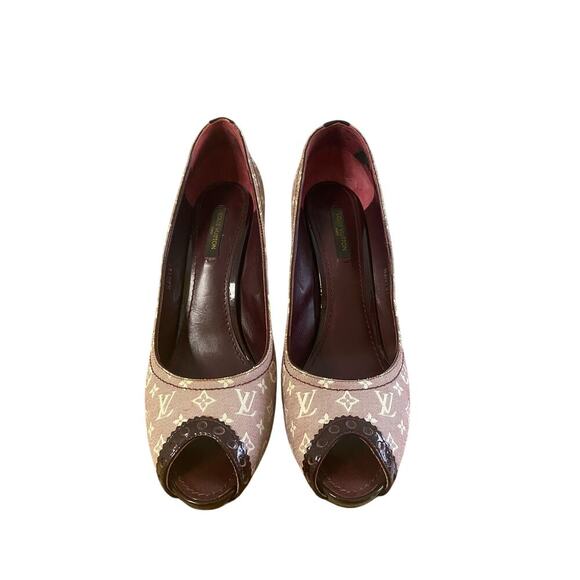 LOUIS VUITTON  Monogram Idylle Canvas Peep Toe Pumps Size 38.5/8 - Picture 1 of 12